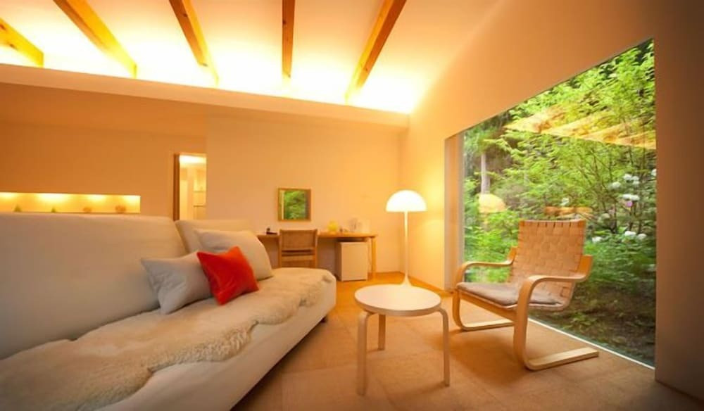 1日3組限定。北欧風のお部屋と本格フレンチで極上ステイ3656581