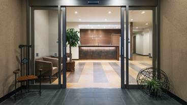 内部エントランス / 2