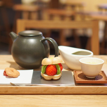 「茶寮 フクチャ」 料理 114519183 煎茶、苺フラワー最中