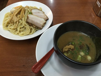 「横浜らーめん 一品家」料理 808629 濃厚業界つけ麺（710円→開店記念550円）