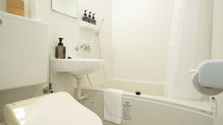 エッセンシャル和洋室ツイン / トリプル (禁煙)