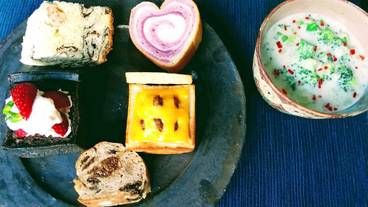 食事・飲み物 / 4