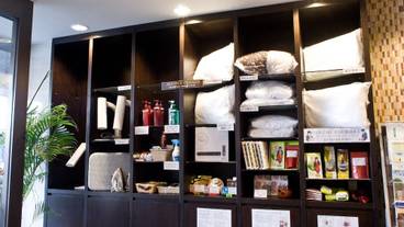 ギフト ショップ / 3