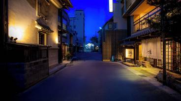 施設の入り口 / 15