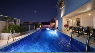 Room M-Marvelous VIP Suite Pool & Spa-