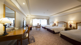 スーペリア トリプルルーム 禁煙 マウンテンビュー (49平米)