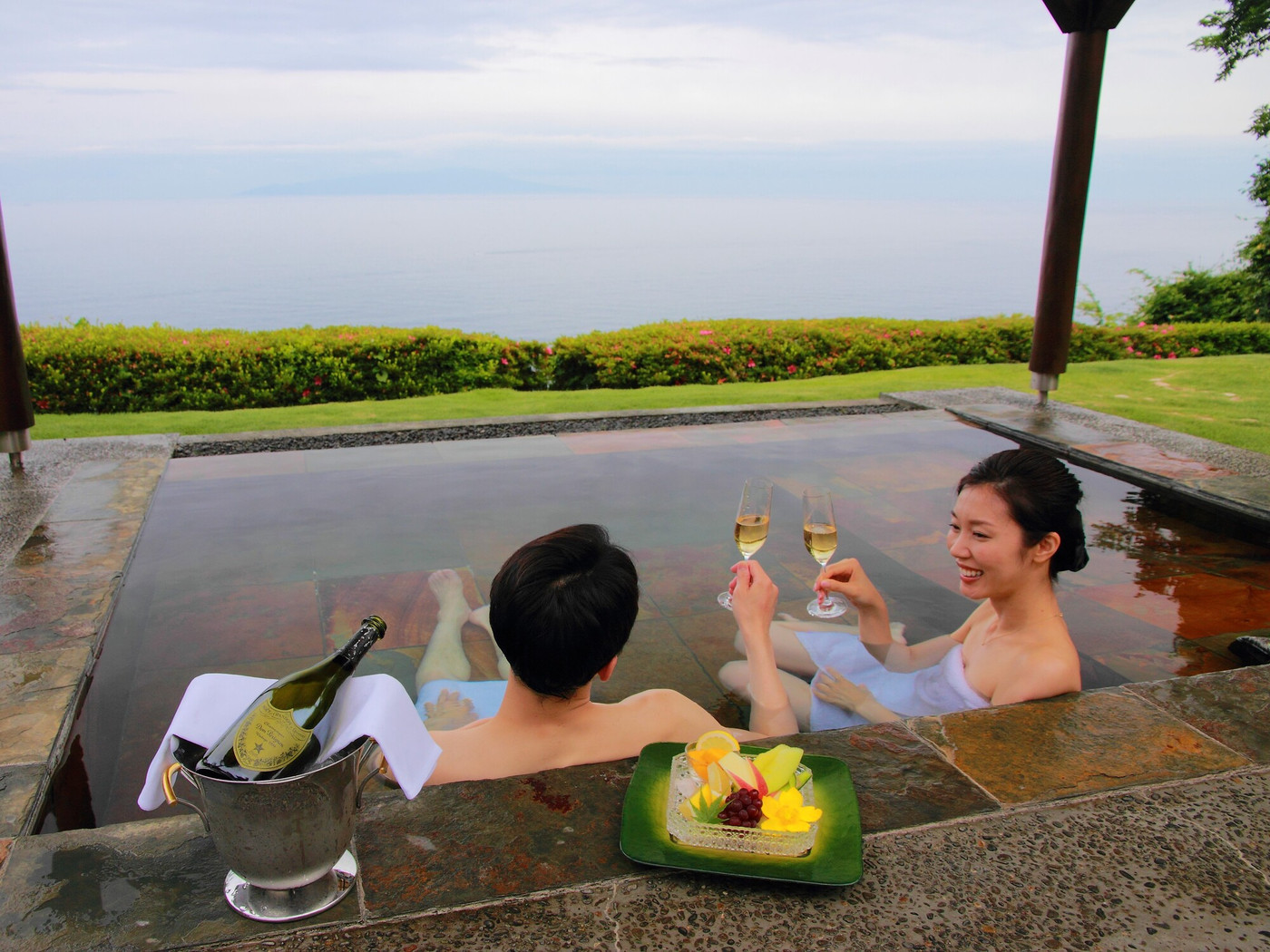 すてきな高級ホテル・旅館で特別な旅を満喫♪3563809