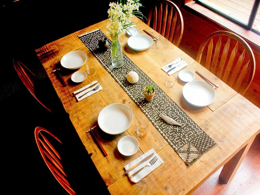 客室内のダイニングエリア