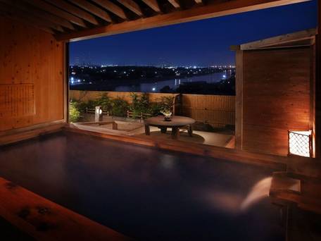 燦美の宿 旅館かわな / 1