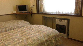 [日本アルプスに沈む夕日が観えるお部屋] 2人部屋 1階101