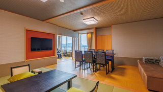 (嬉春亭) ユニバーサル和洋スイート (バイキング) 禁煙