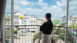 スタンダード ツインルーム バルコニー シティビュー