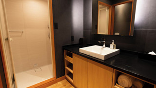 雪見の間　専用トイレ/シャワー付