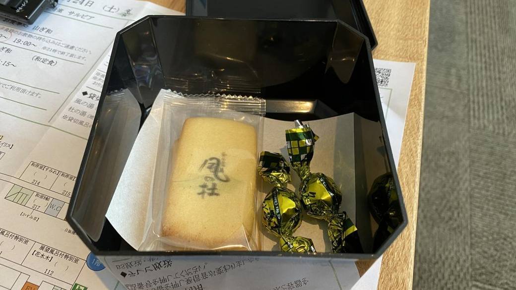 土産でも買えるオリジナルサブレ / 2