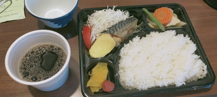 朝食のお弁当 部屋でいただきました。