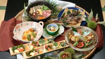 食事・飲み物 / 16