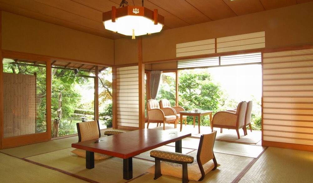 海や緑に癒されて。
旅心をくすぐる客室 / 4