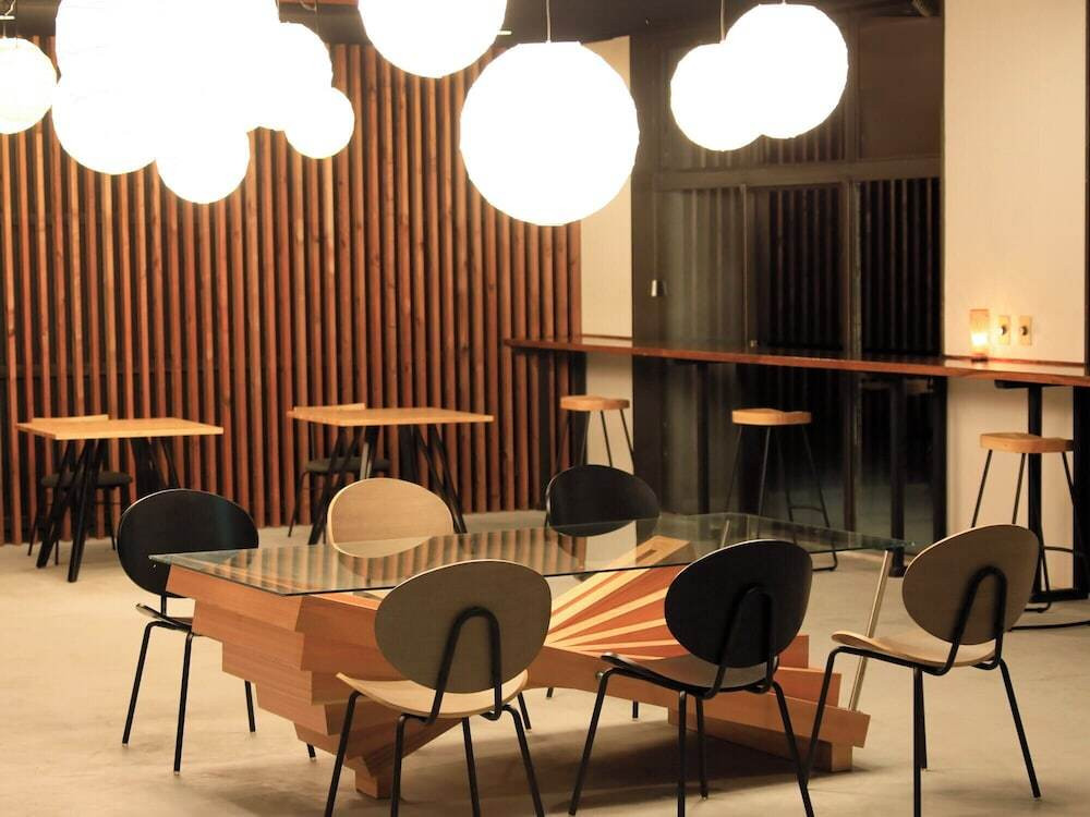 ロビーラウンジ