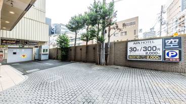 駐車場 / 4