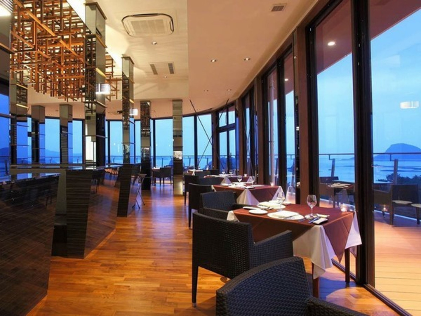 3.まるで天空に浮かぶ豪華客船「天草 天空の船」3384521