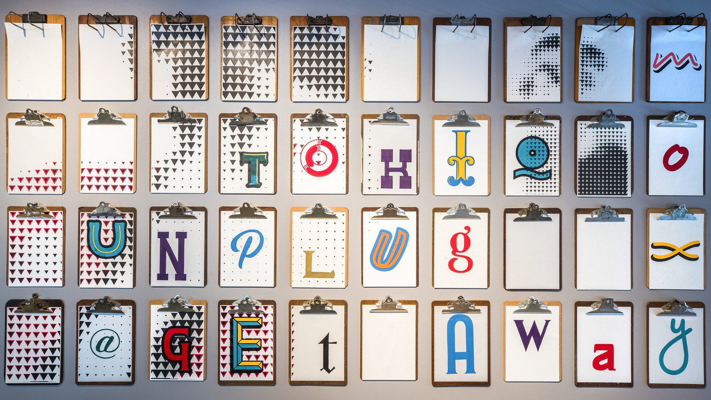 小物使いでモダンでポップなお部屋に♪4085055