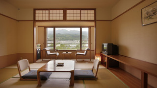 和室8畳 共用バスルーム