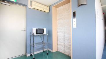 エレベーター / 1