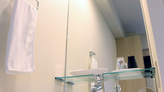 ダブルルーム ダブルベッド 1 台 喫煙可