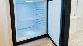 ダブルベッドルーム 個室