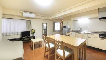 客室内のダイニングエリア / 29