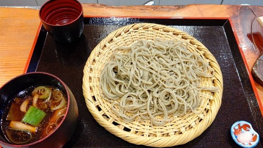 名店「佐々木」で
さっぱりそばランチ / 2