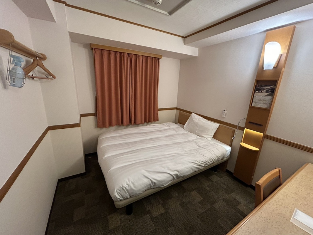 思ったより空間が広く部屋の中を移動しやすい