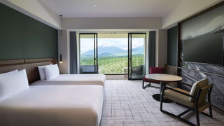 ルーム シングルベッド 2 台 (Fuji View)