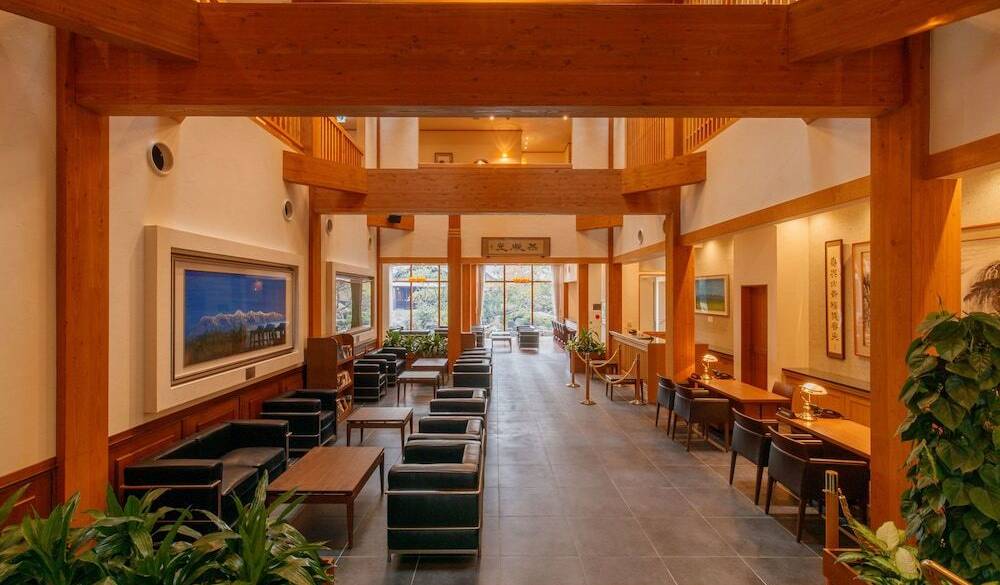 エントランス / 1