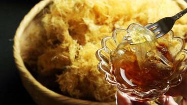 食事・飲み物 / 4