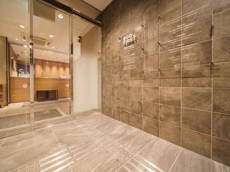 高濃度炭酸泉 梅屋敷の湯 スーパーホテル東京 JR蒲田西口 / 2