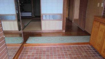 内部エントランス / 2