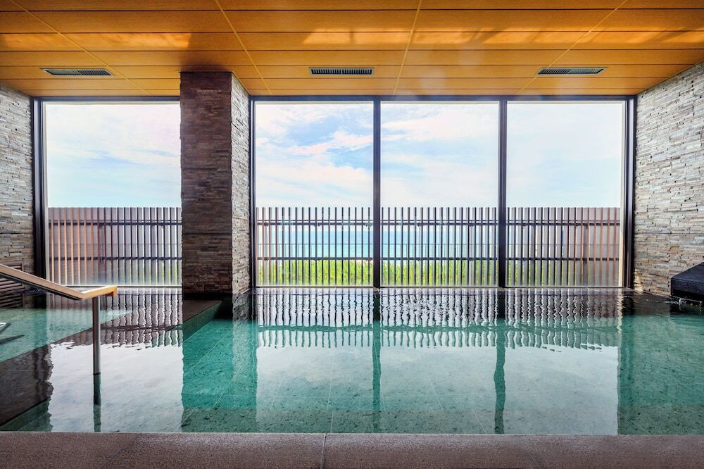 圧巻の展望大浴場や多彩な朝食ビュッフェをお得に4037953