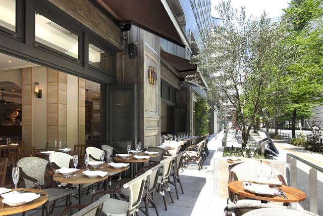 お洒落な外観が目を惹く
ときめく銀座のイタリアン / 2