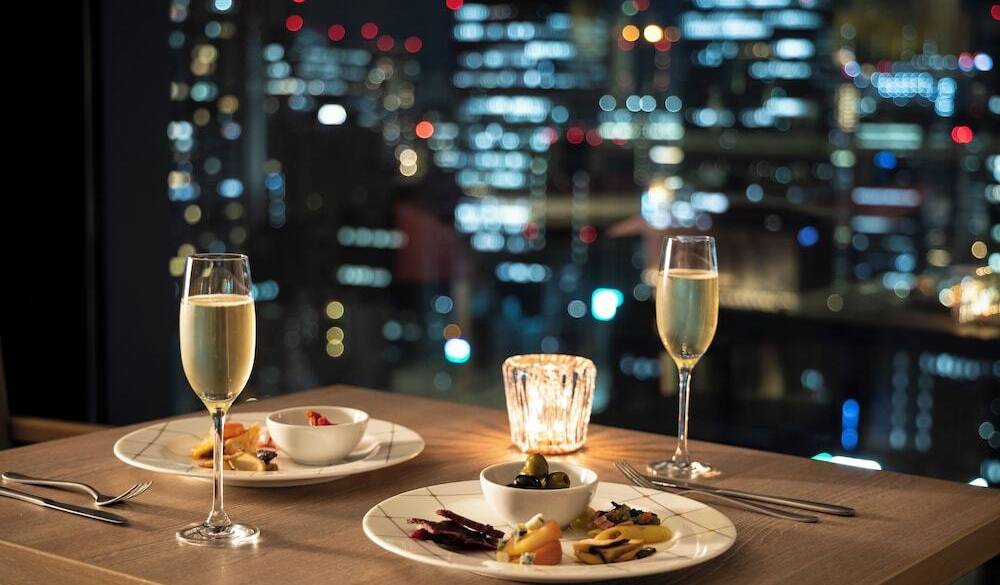 ラウンジ カクテルタイム② / 2