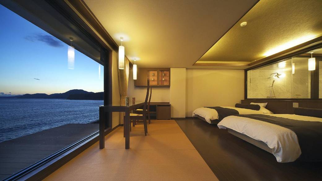 全室オーシャンビュー
癒しに包まれる客室 / 4