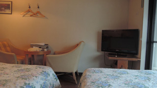 ツインルーム　バスルーム共有