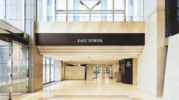 内部エントランス / 2