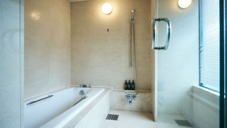 ジュニア スイート バルコニー付 レイクビュー 禁煙