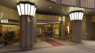 施設の入り口 / 9