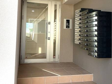 オールステイ知花 / 3