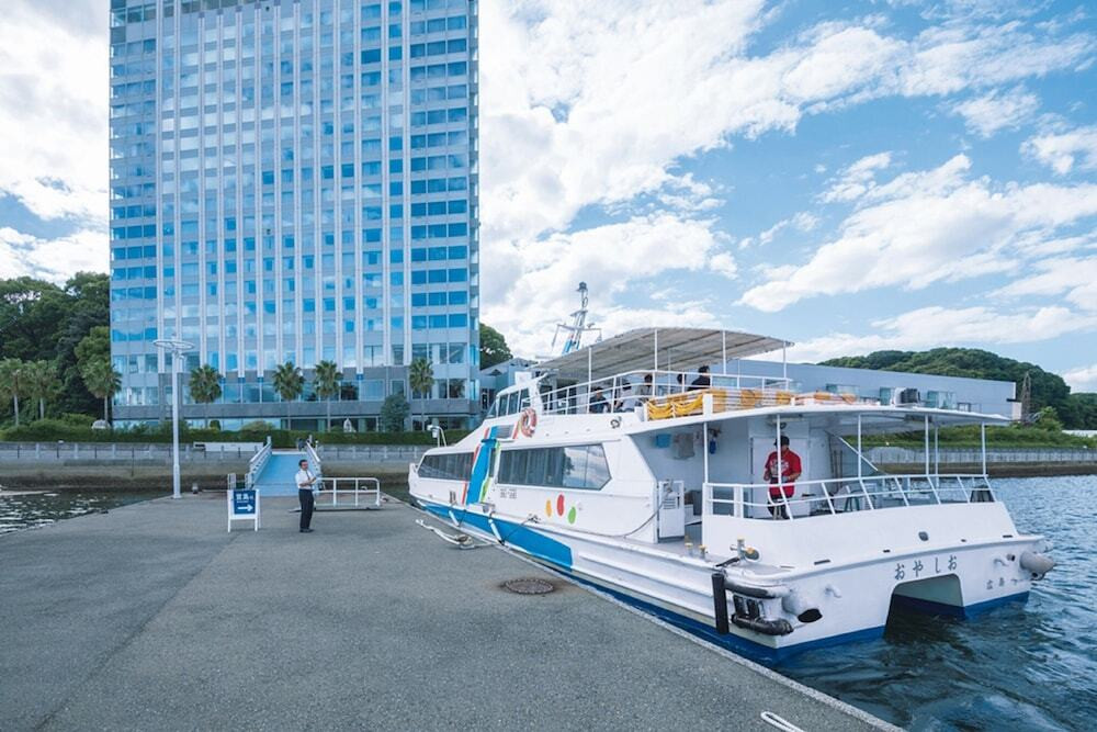 ホテル前の桟橋