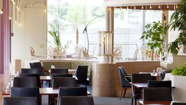 朝食スペース / 3