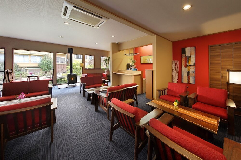 ロビーラウンジ