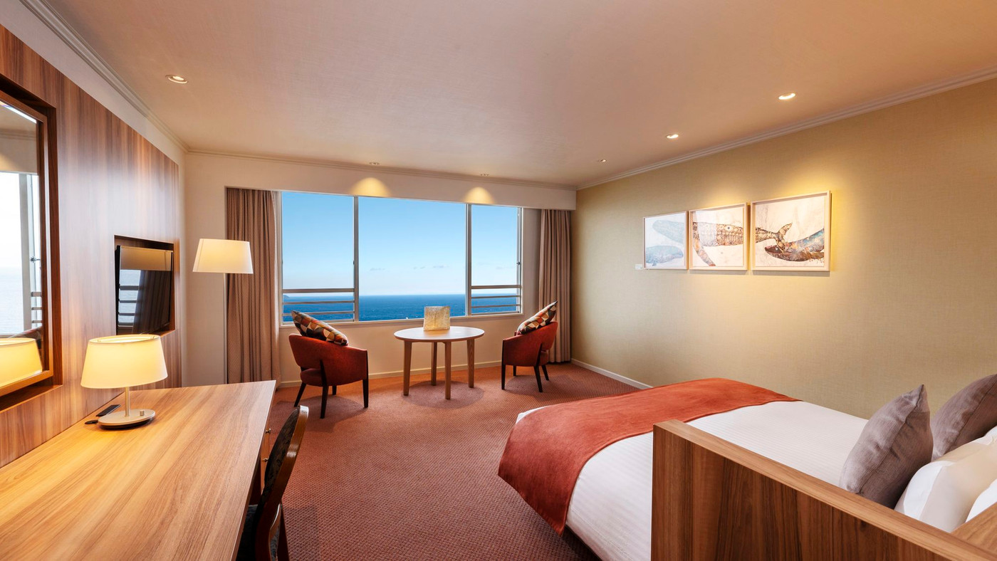 2種類のインフィニティ風呂が楽しめる高台のリゾートホテル3463583